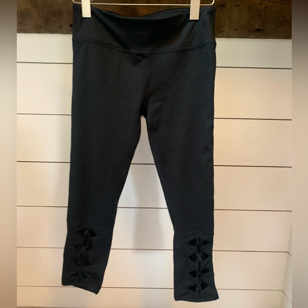 Fabletics size Small leggings 7/8th length